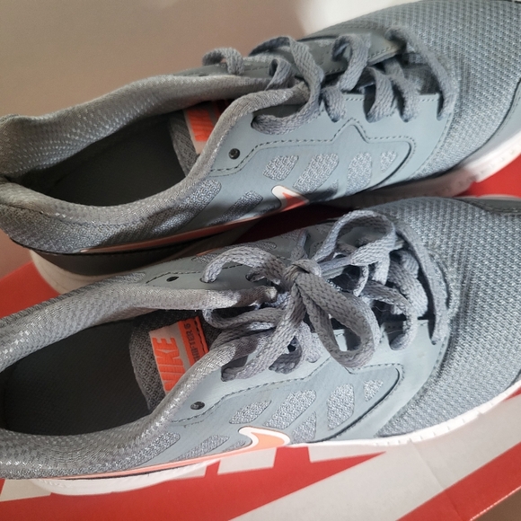 Nike - Womens Downshifter 6 size: 6.5 - Picture 5 of 6